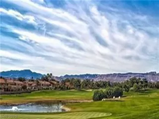 Photo #3: 2194369 Listing