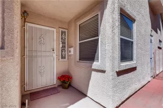 Photo #1: 2194371 Listing