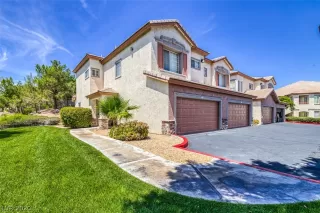 Photo #1: 2194430 Listing