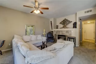 Photo #5: 2194430 Listing