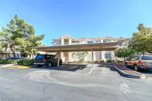 MLS: 2194479 Condo For Sale