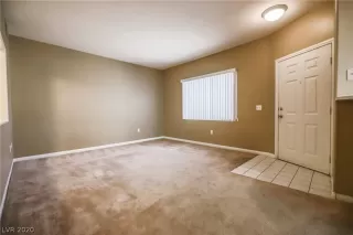 Photo #4: 2194479 Listing