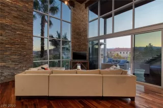 Photo #1: 2194483 Listing 