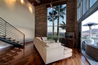 Photo #3: 2194483 Listing 