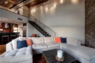 Photo #4: 2194483 Listing 