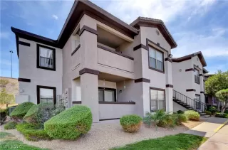 Photo #1: 2194518 Listing