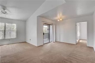 Photo #3: 2194518 Listing