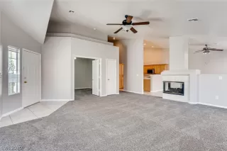 Photo #5: 2194523 Listing 