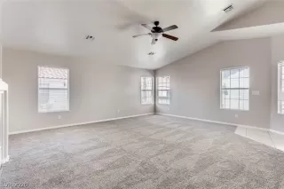 Photo #6: 2194523 Listing 