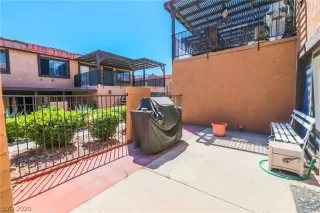 Photo #1: 2194530 Listing