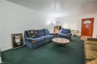 Photo #3: 2194530 Listing