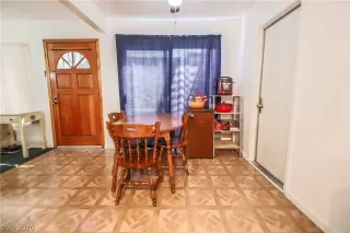 Photo #5: 2194530 Listing