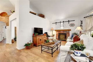 Photo #5: 2194576 Listing 