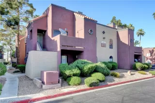 Photo #3: 2194656 Listing