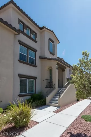 Photo #1: 2194667 Listing 