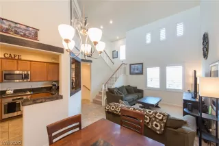 Photo #4: 2194667 Listing 