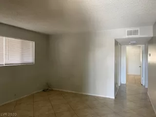 Photo #3: 2194674 Listing 