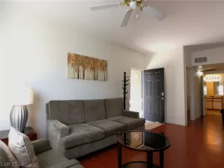 Photo #2: 2194784 Listing 