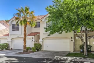 Photo #1: 2194828 Listing