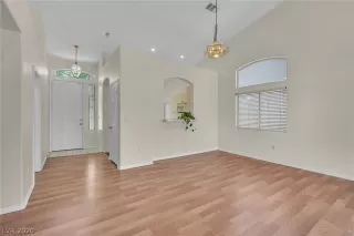 Photo #2: 2194835 Listing