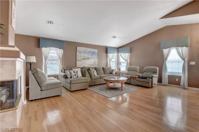 MLS: 2194838 Condo For Sale