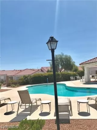 Photo #6: 2194838 Listing