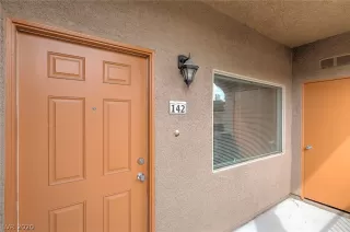 Photo #2: 2194908 Listing