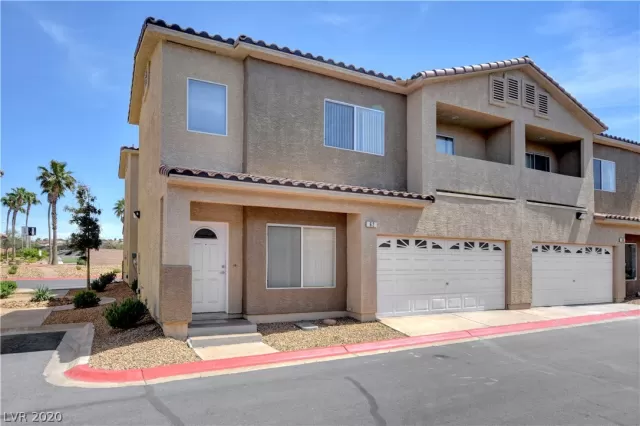 MLS: 2194927 Condo For Sale