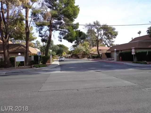 MLS: 2194931 Condo For Sale