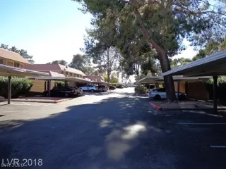 Photo #1: 2194931 Listing