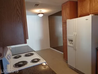 Photo #6: 2194931 Listing