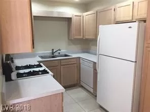 Photo #5: 2194952 Listing 