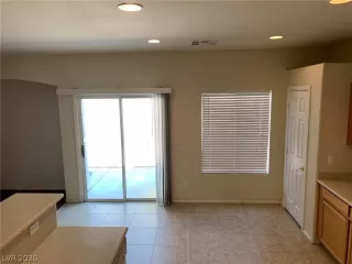 Photo #6: 2194994 Listing 