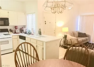 Photo #5: 2195056 Listing 