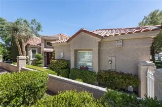 Photo #2: 2195121 Listing