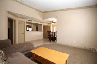 Photo #4: 2195124 Listing 