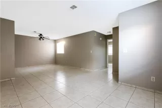 Photo #3: 2195134 Listing 