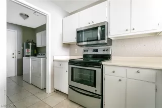 Photo #5: 2195134 Listing 