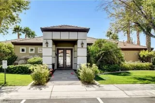 Photo #3: 2195141 Listing