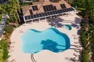 Photo #4: 2195141 Listing