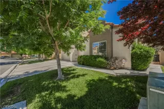 Photo #2: 2195169 Listing 