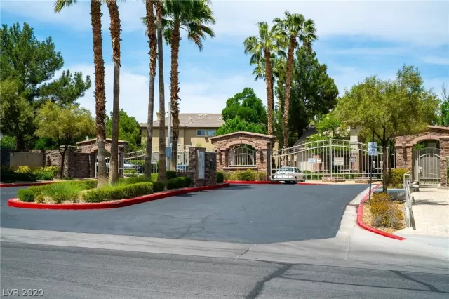 MLS: 2195177 Condo For Sale