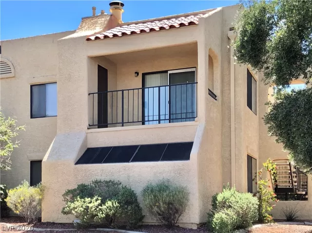 MLS: 2195228 Condo For Sale