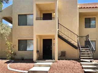 Photo #1: 2195228 Listing 