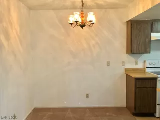 Photo #4: 2195228 Listing 