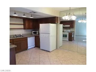 Photo #3: 2195239 Listing 