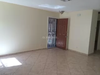 Photo #5: 2195239 Listing 