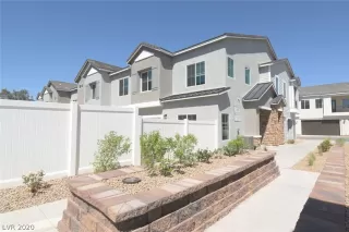 Photo #2: 2195265 Listing