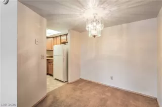 Photo #4: 2195276 Listing 