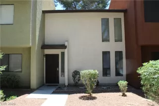 Photo #1: 2195299 Listing